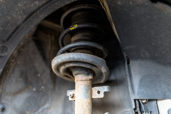 What are the Signs of Worn Shocks and Struts?